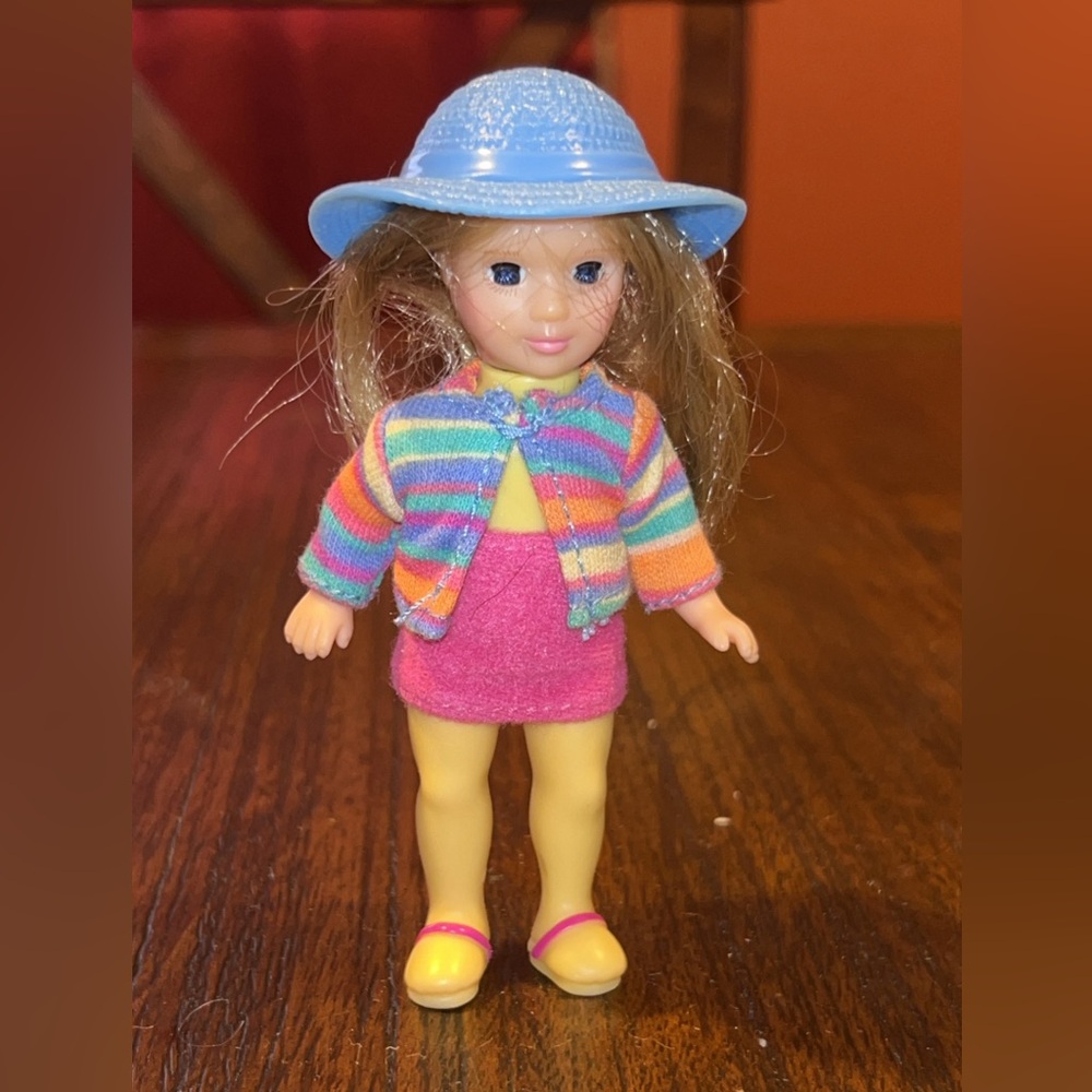 2003 Madame Alexander McDonalds Happy Meal Doll #7 Hannah Pepper Easter Hat Toy
